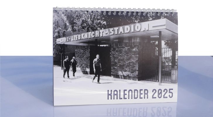 Historischer Nulldrei-Kalender 2025